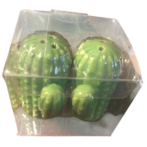 Cactus Ceramic Salt & Pepper Shaker Set Hand-Paint Durable Decorative Kitchenwar - Picture 2 of 10